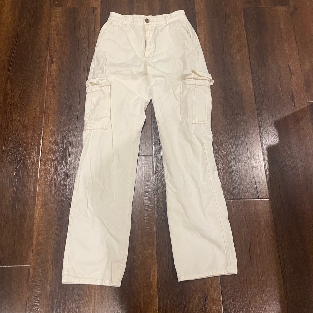 Stradivarius white cargo pants size 2